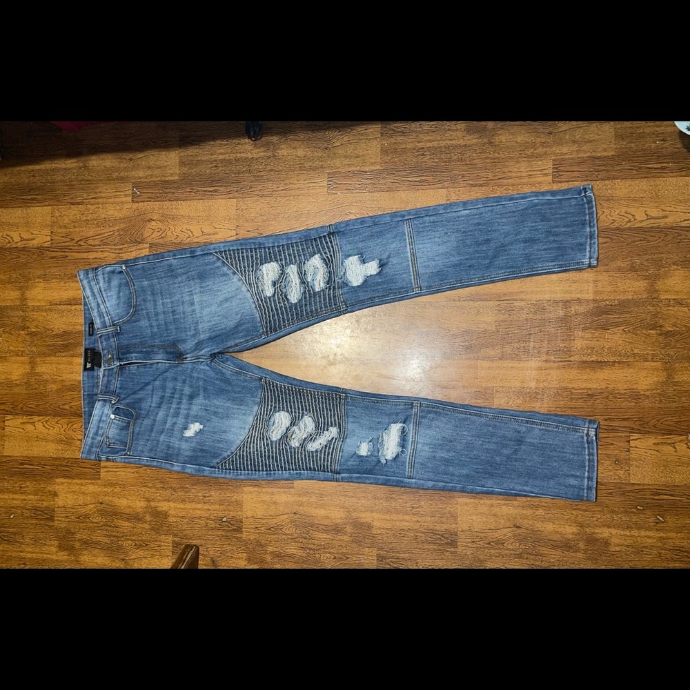 Moto style destroyed WAIMEA Jeans